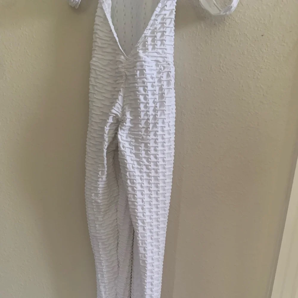 BrunaBody White Honeycomb “tik tok leggings” scrunch butt activewear bodysuit - Picture 9 of 10